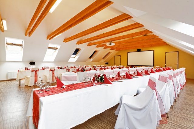 U Tří volů (hostina)